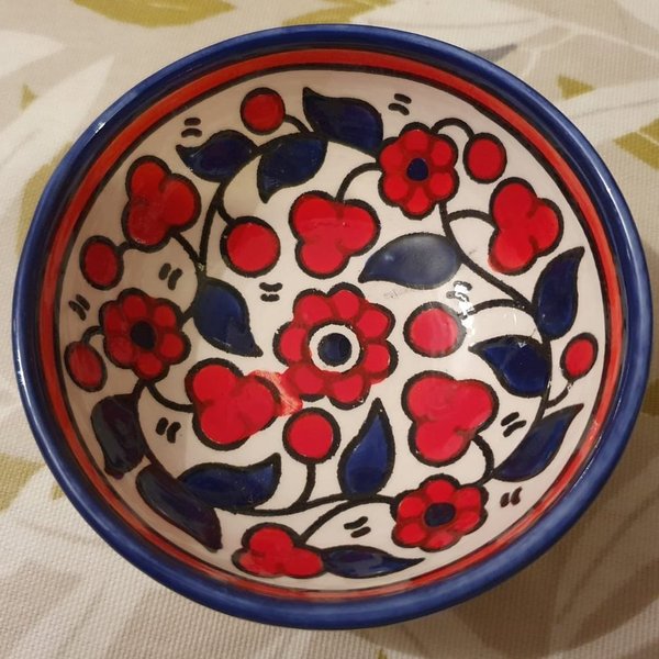 Deep bowl - 9cm diameter