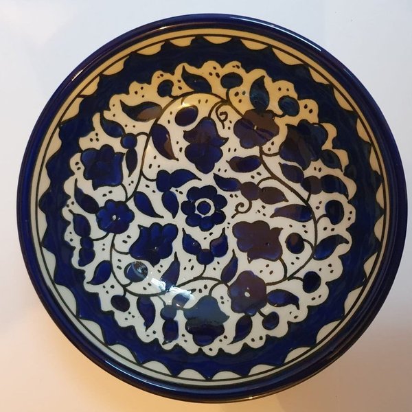Deep bowl - 15cm diameter